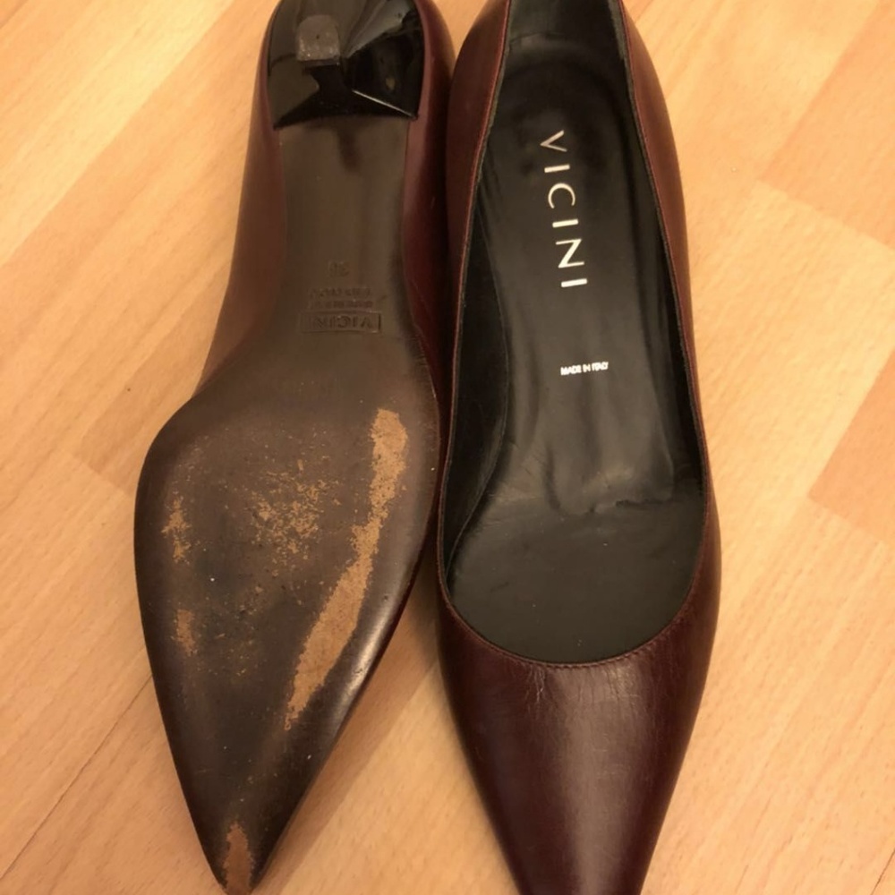 Vicini maroon red pointy toed shoes - Picture 4 of 6